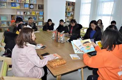 内蒙古家庭教育服务指导西部中心在包头启动 构建优质教育服务新平台